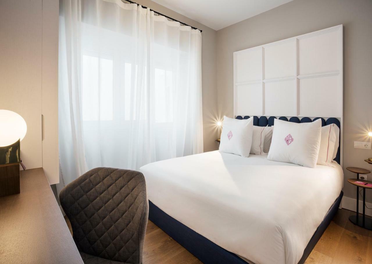 Apartamentos One Shot Conde de Torrejón Sevilla Exterior foto