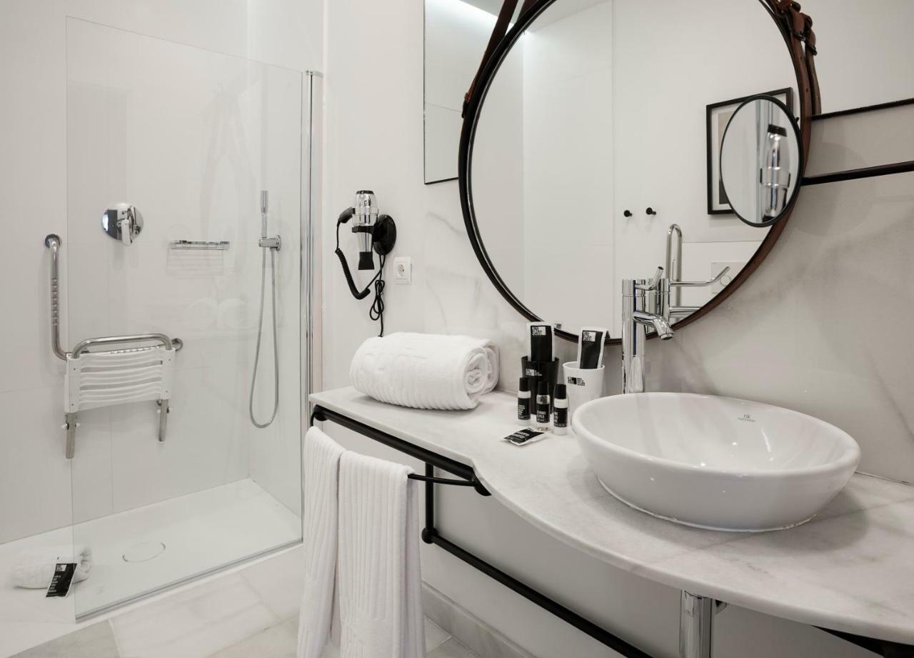 Apartamentos One Shot Conde de Torrejón Sevilla Exterior foto